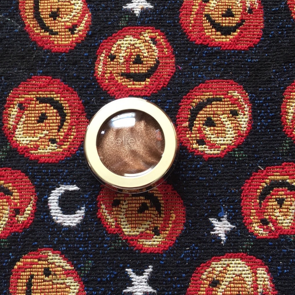 Glimmer pots eyeshadow